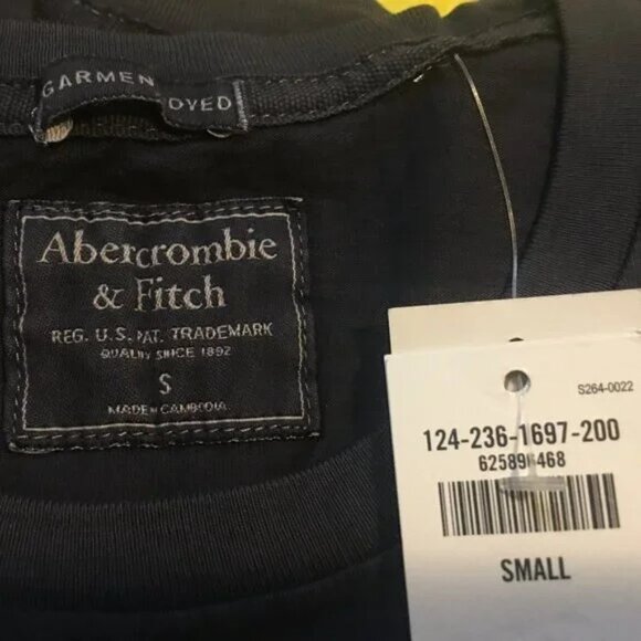 NWT Abercrombie & Fitch Men Navy Blue Small Garment-dyed t-shirt - Picture 2 of 2